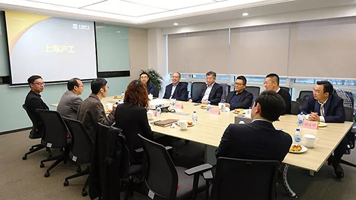 复旦大学治理学院院长陆雄文教授一行莅临尊凯实业旅行指导