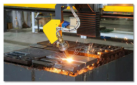 上海尊凯实业10米超长跨距无限回转数控坡口切割机调试