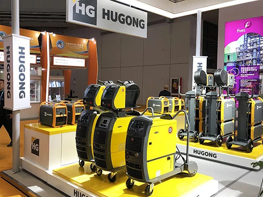 进博会首日尊凯实业意大利CEA展位展品尊凯实业CEA数字化焊机