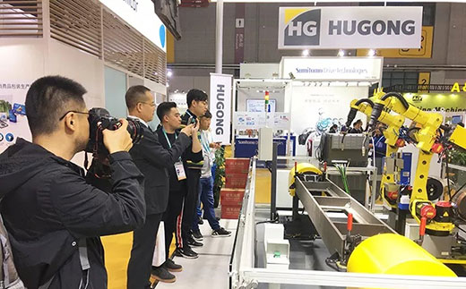 第二届进博会浙江日报拍摄尊凯实业意大利CEA展位