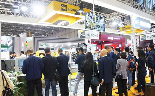 第二届进博会尊凯实业意大利CEA展位人气爆棚